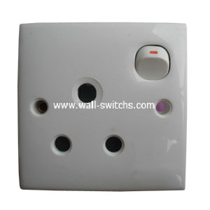 15A-3pin  shuttered  socket+switch