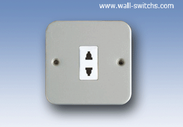 16A multifunction socket