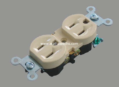 V05-2 two gang grounding socket China export to Dominican