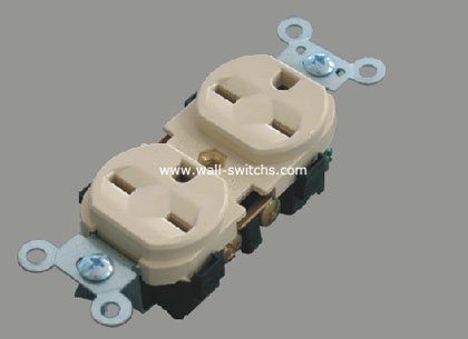 V11 two gang grounding eletrical outlet 15A/125V socket made in China south american standard Canada