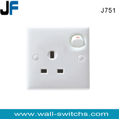 J751 13A switch socket british socket Qatar