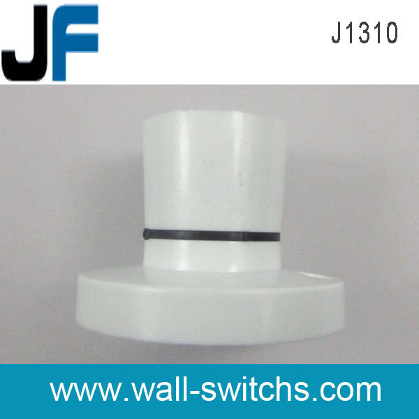 J1310 Ecuador urea B22 Lamp base type